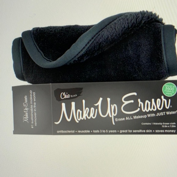 🆕MAKEOVER ESSENTIALS! Chic Black make up eraser - Picture 11 of 11